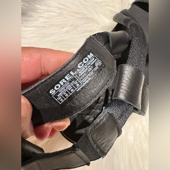 Sorel Black Crisscross Sandals - Picture 5 of 7